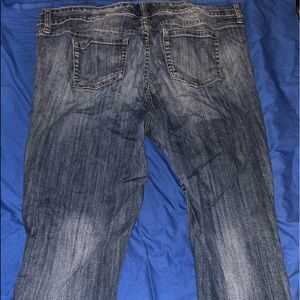 torrid Jeans - VEUC DESTRUCTED BOYFRIEND JEANS torrid Jeans - VEUC DESTRUCTED BOYFRIEND JEANS
